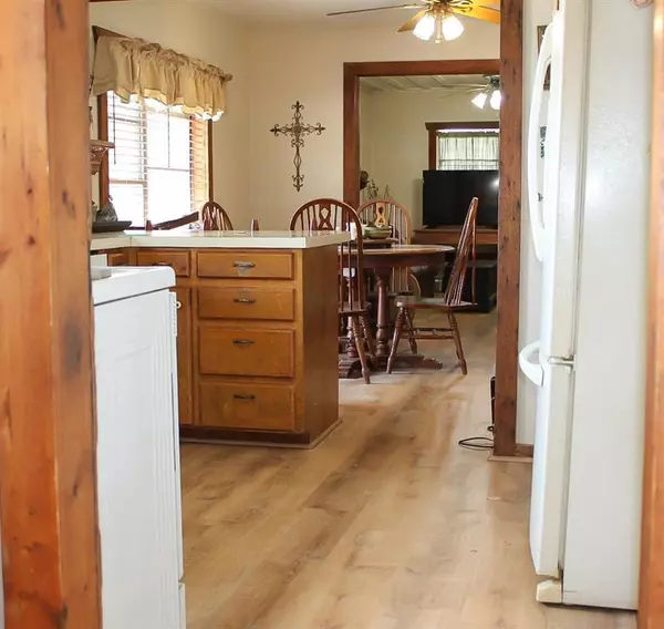 Glen Rose, TX 76690,1535 Fm 203