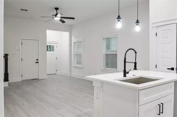 Dallas, TX 75210,2650 Sutton Street