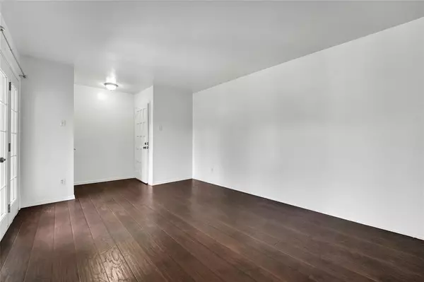 Farmers Branch, TX 75234,2802 Escada Drive #107