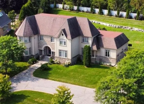 Vaughan, ON L0J 1C0,70 Richard Lovat CT