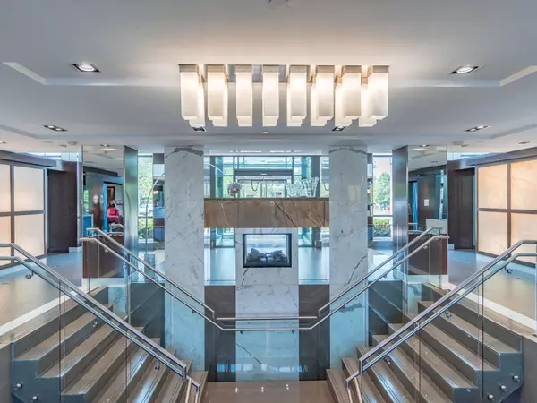 Toronto W08, ON M9C 0A2,235 Sherway Gardens RD #1506