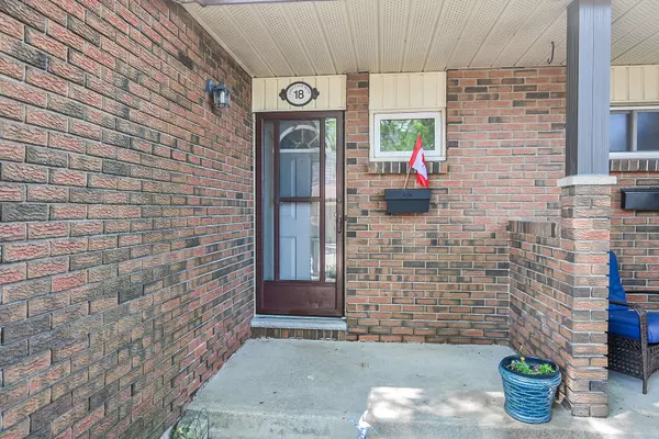 Hamilton, ON L9B 1R6,1460 Garth ST #18
