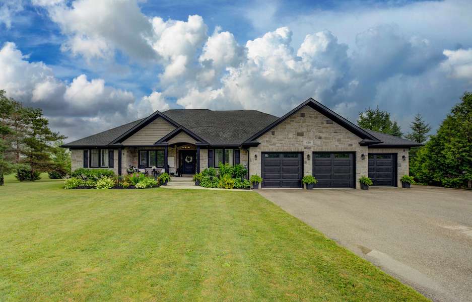 129 Marshall Heights RD, West Grey, ON N0G 1R0