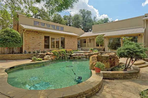 Dallas, TX 75230,10695 Pagewood Drive