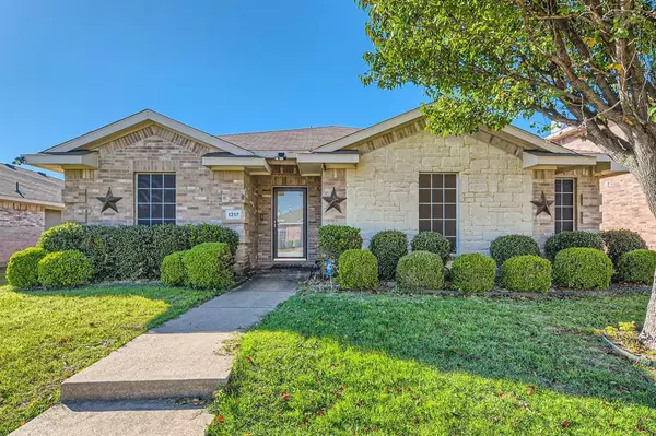 1317 Harbor Court, Lancaster, TX 75134