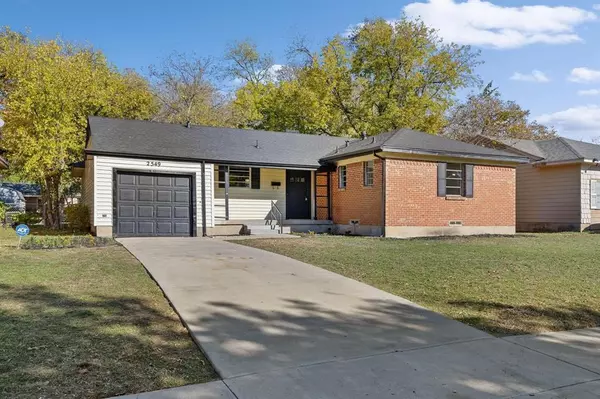 Dallas, TX 75228,2549 Inadale Avenue
