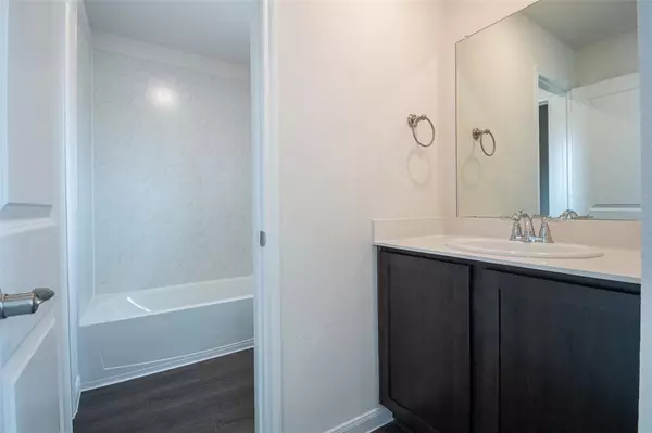 Denison, TX 75020,3704 Southbend Drive