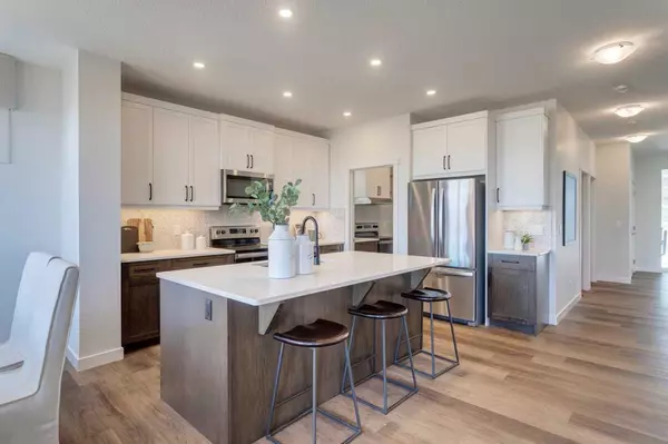 Calgary, AB T2X4Y1,97 Creekstone LNDG Southwest