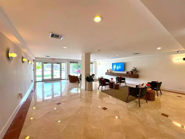 North Bay Village, FL 33141,1455 N Treasure Dr #3B