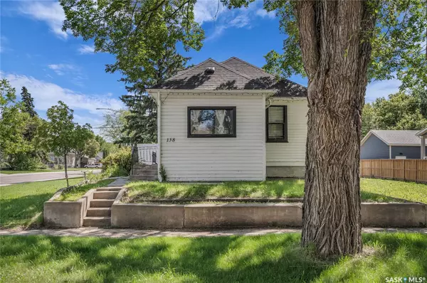 138 4th STREET E,  Saskatoon,  SK S7H 1H8