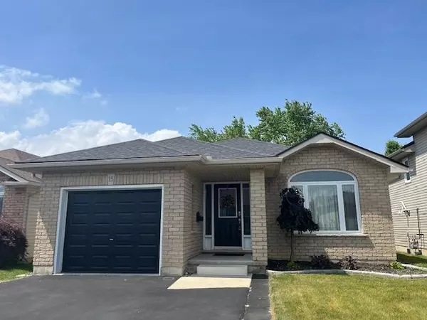 15 Landon AVE, Norfolk, ON N3Y 5J8