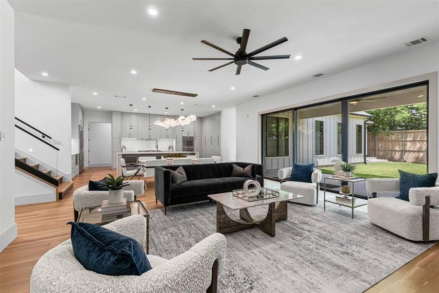 9956 Dresden Drive, Dallas, TX 75220
