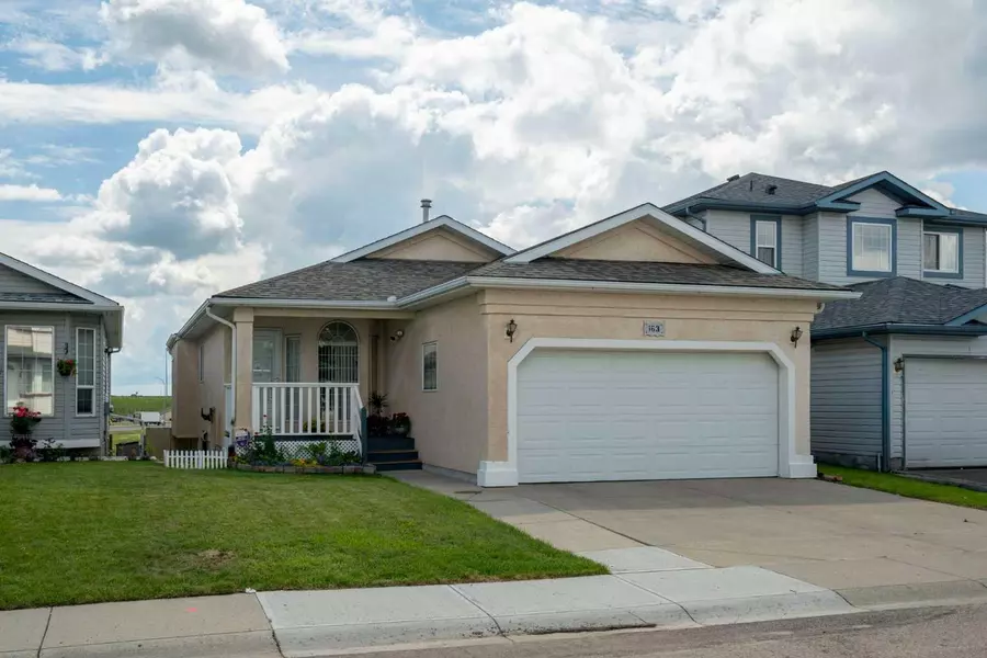 163 Applestone PARK SE, Calgary, AB T2A 7W2
