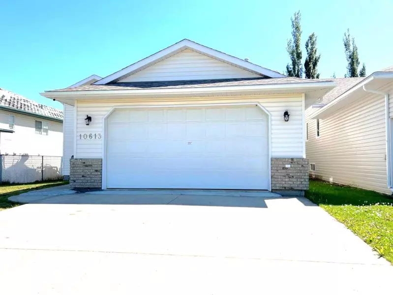 10613 119 AVE, Grande Prairie, AB T8V 7N5