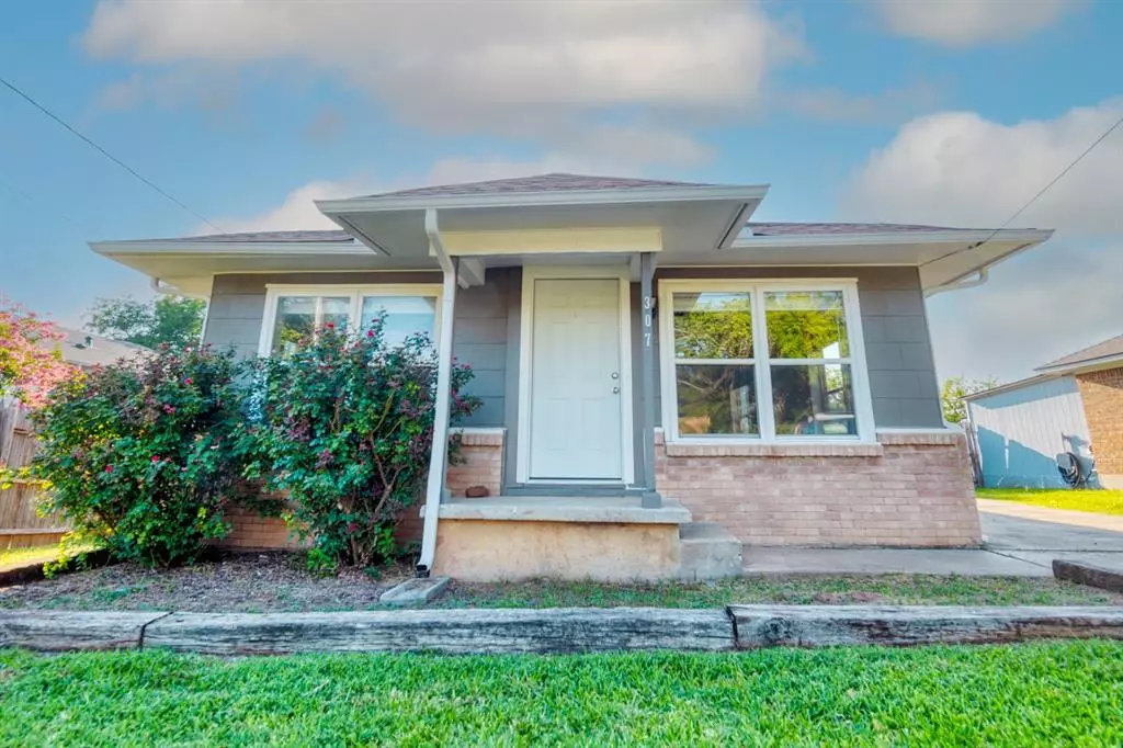 Pilot Point, TX 76258,307 N Dallas Street