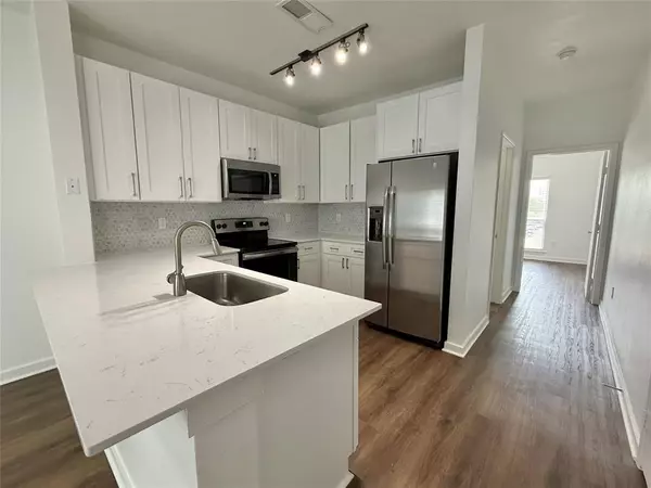 The Colony, TX 75056,6740 Windhaven Parkway #6027