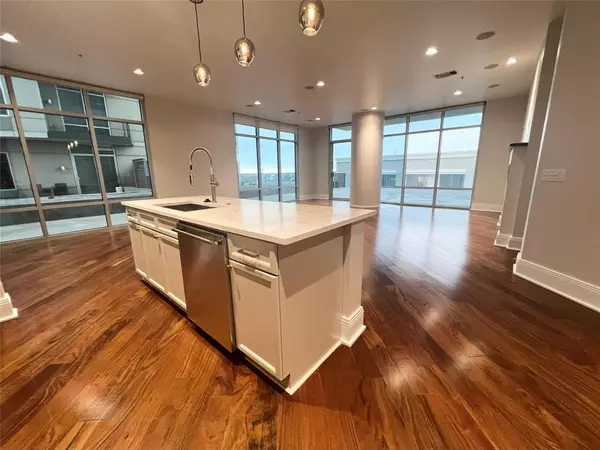 8066 Park Lane #601, Dallas, TX 75231