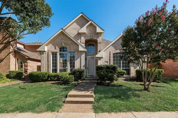 2716 Carnation Drive, Richardson, TX 75082