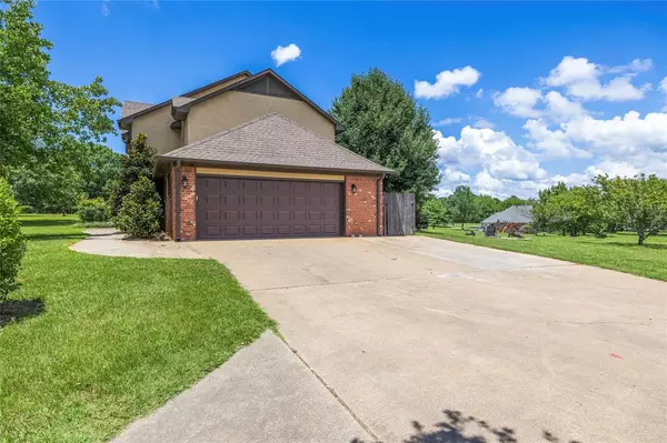 Tyler, TX 75703,18751 Ridgeline Road