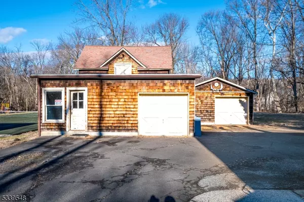 Dunellen Boro, NJ 08812,404 Mountainview Ter