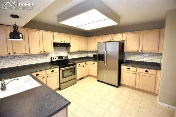 Colorado Springs, CO 80922,4642 Bittercreek DR
