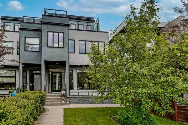 1928 27 AVE SW, Calgary, AB T2T 1H3