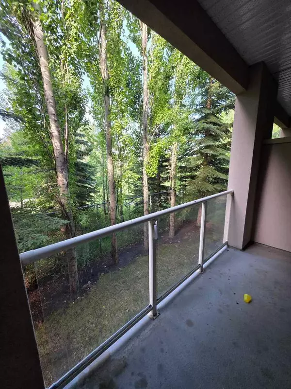 14 Hemlock CRES Southwest #8103, Calgary, AB T3C2Z1
