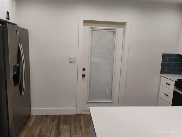 Fort Lauderdale, FL 33315,1051 SW 31st St