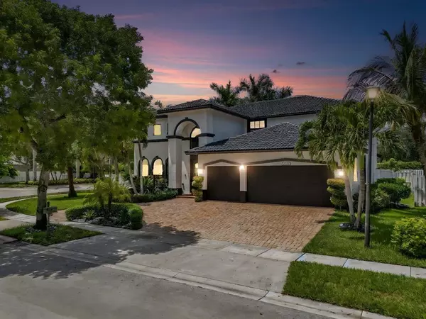1202 NW 141st Ave, Pembroke Pines, FL 33028