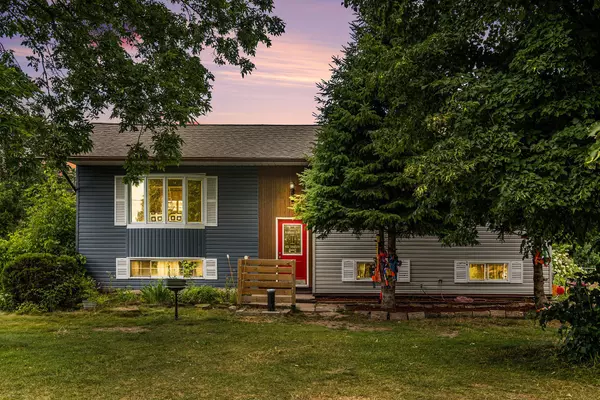 222 Townline RD, Rideau Lakes, ON K0G 1L0