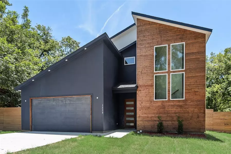1318 Nokomis Avenue, Dallas, TX 75224