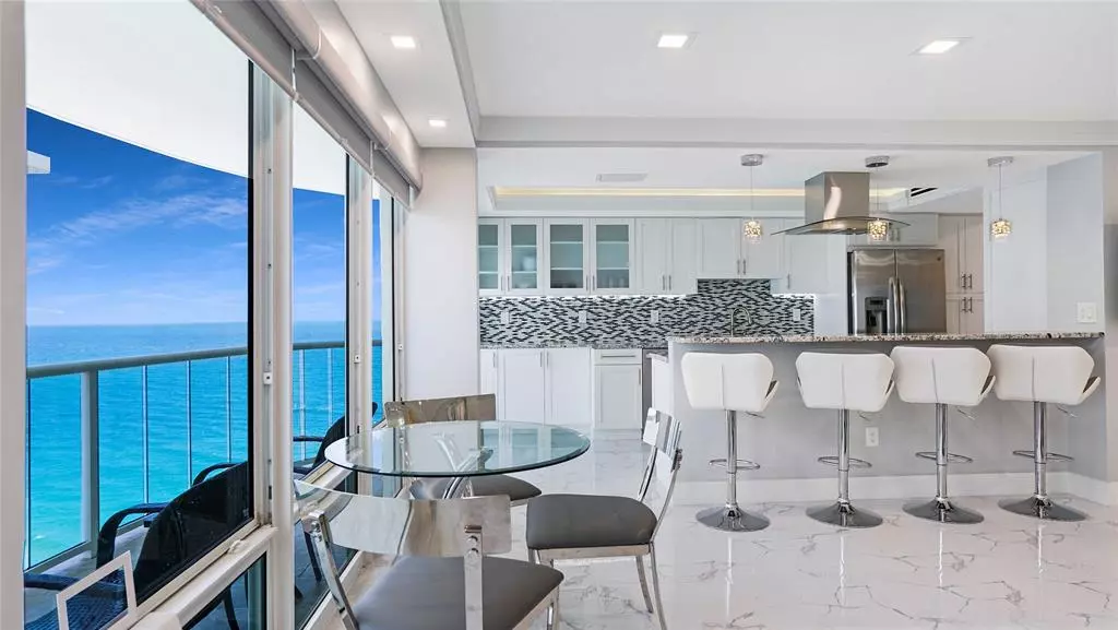 Fort Lauderdale, FL 33308,3400 Galt Ocean Dr #1805S
