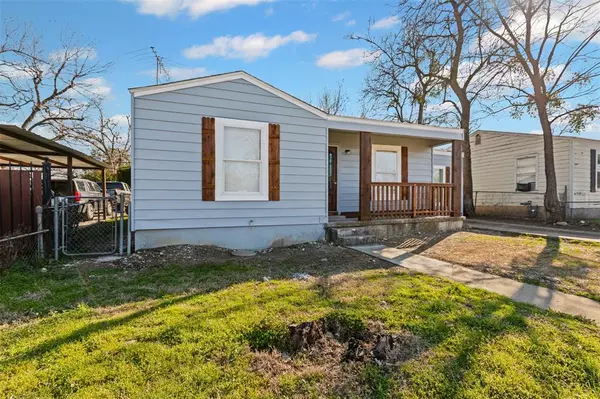 Fort Worth, TX 76110,516 E Pafford Street