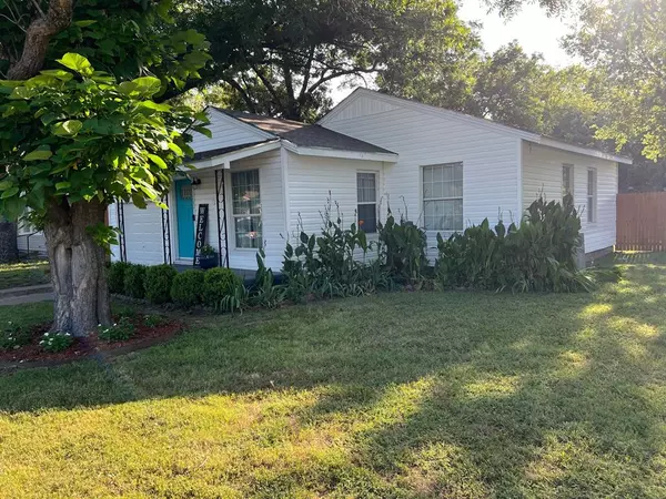 Weatherford, TX 76086,1302 Oliver Street