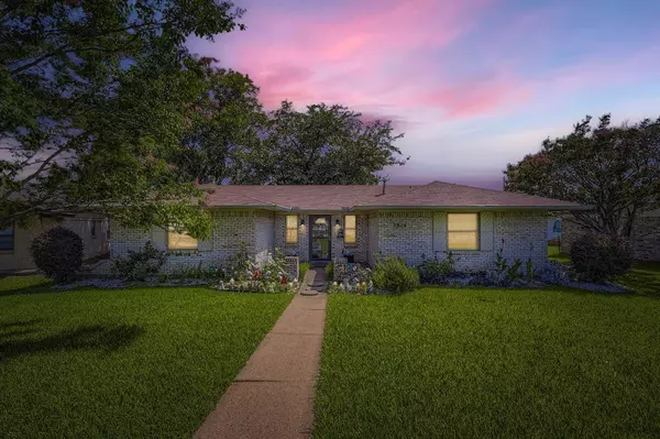 3814 Calgary Court E, Irving, TX 75062