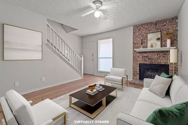 Fort Worth, TX 76135,5933 SHADYDELL Drive