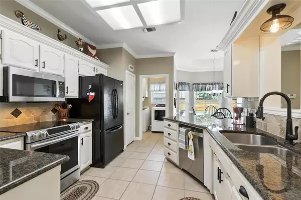 Hudson Oaks, TX 76087,220 S Fork Drive