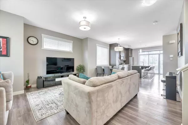Calgary, AB T3P 0R9,623 Evanston MNR Northwest