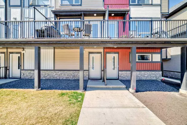 Calgary, AB T2X 4A5,850 Belmont DR SW #141