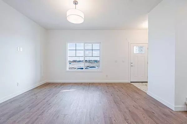 Chestermere, AB T1X 2W3,397 Dawson Wharf RD Southeast