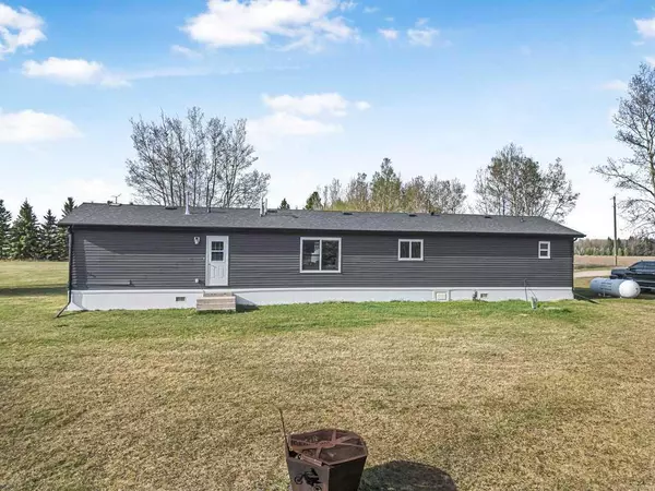 Rural Clearwater County, AB T0M 0P0,390022 Range Road 4-2