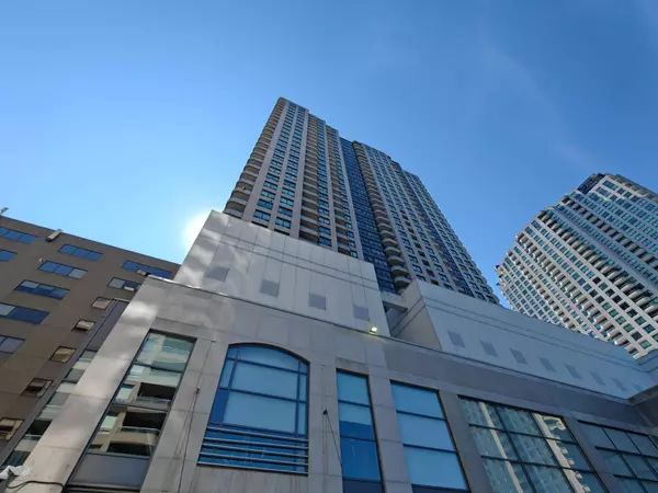 8 HILLCREST AVE #1611, Toronto C14, ON M2N 6Y6
