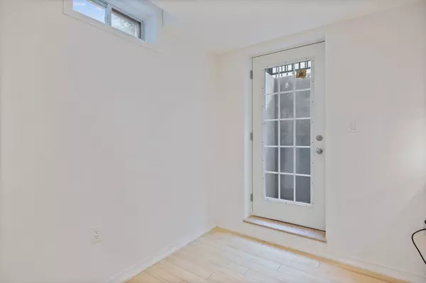 Oshawa, ON L1K 2R4,1230 Oakhill AVE #(Bsmt)