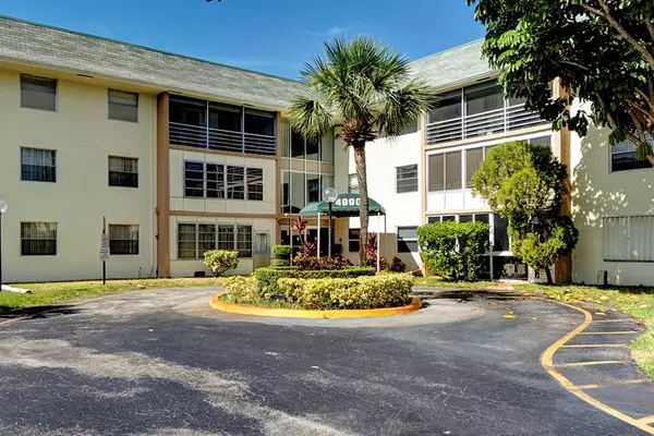 4990 E Sabal Palm Blvd #306, Tamarac, FL 33319