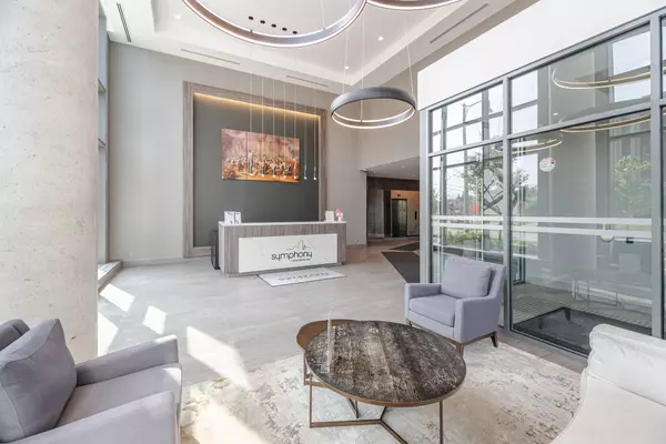 Brampton, ON L6W 0C7,15 Lynch ST #806