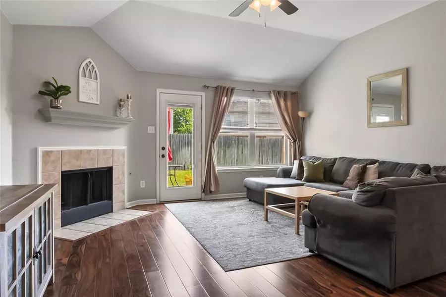 1433 Wind Dancer Trail, Fort Worth, TX 76131