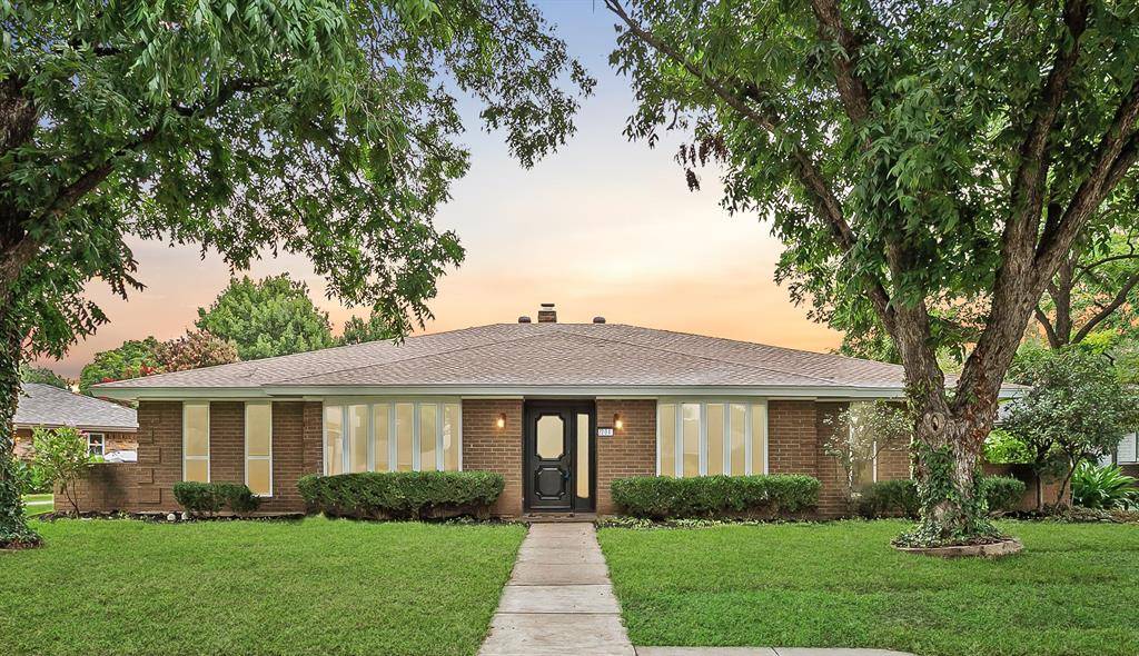 2204 Winewood Lane, Arlington, TX 76013