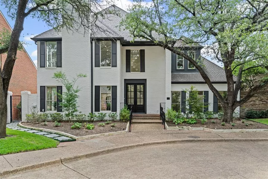 2 Parliament Place, Dallas, TX 75225