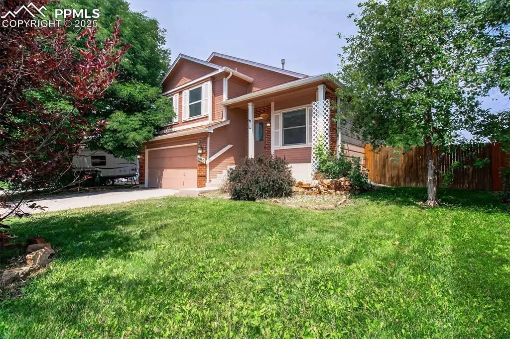 Colorado Springs, CO 80922,2960 Frazier LN