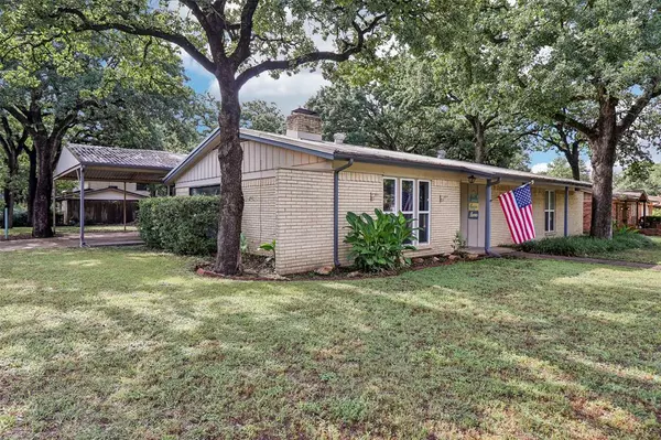 Hurst, TX 76053,236 Cooper Drive